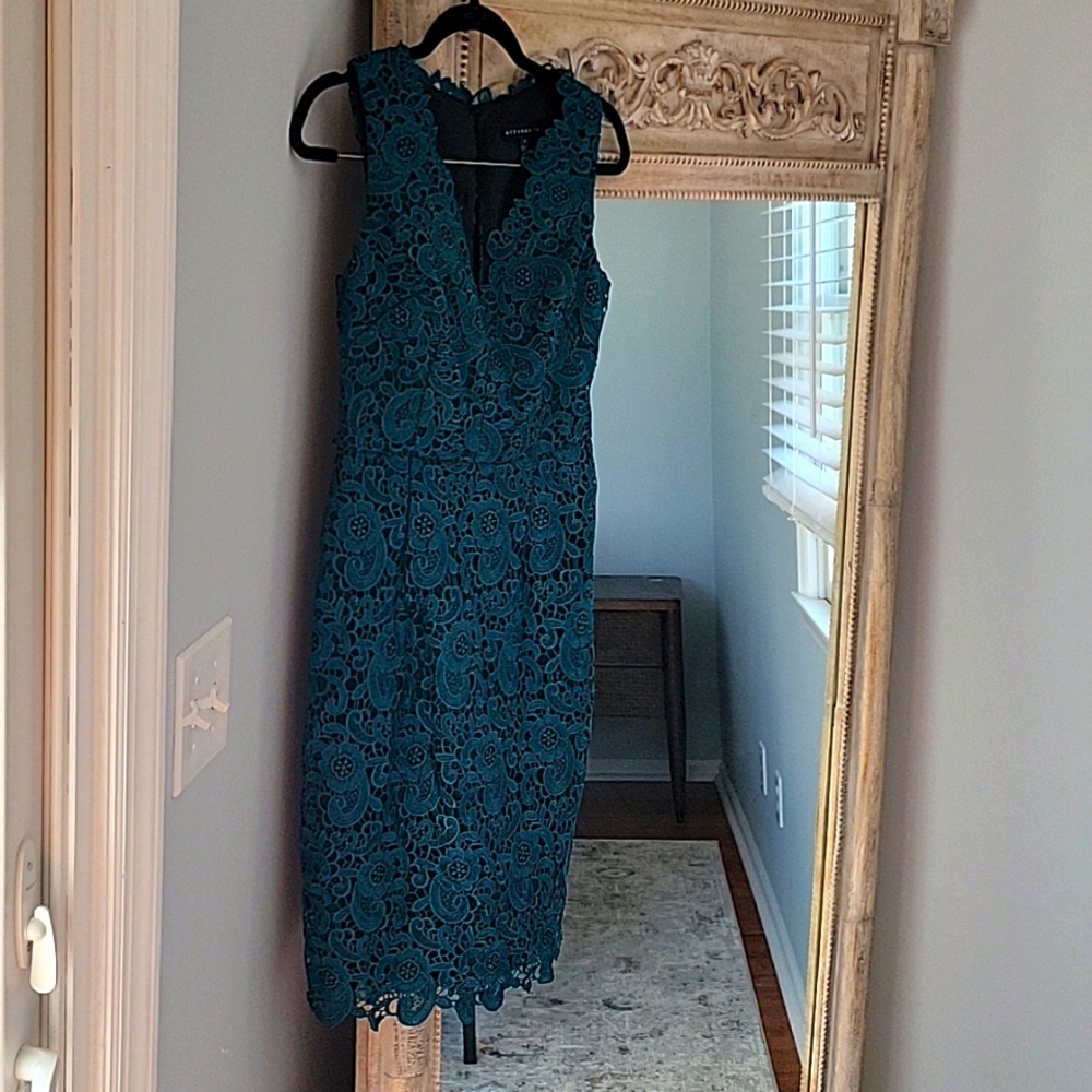 Aidan Mattox Green Lace Cocktail Dress